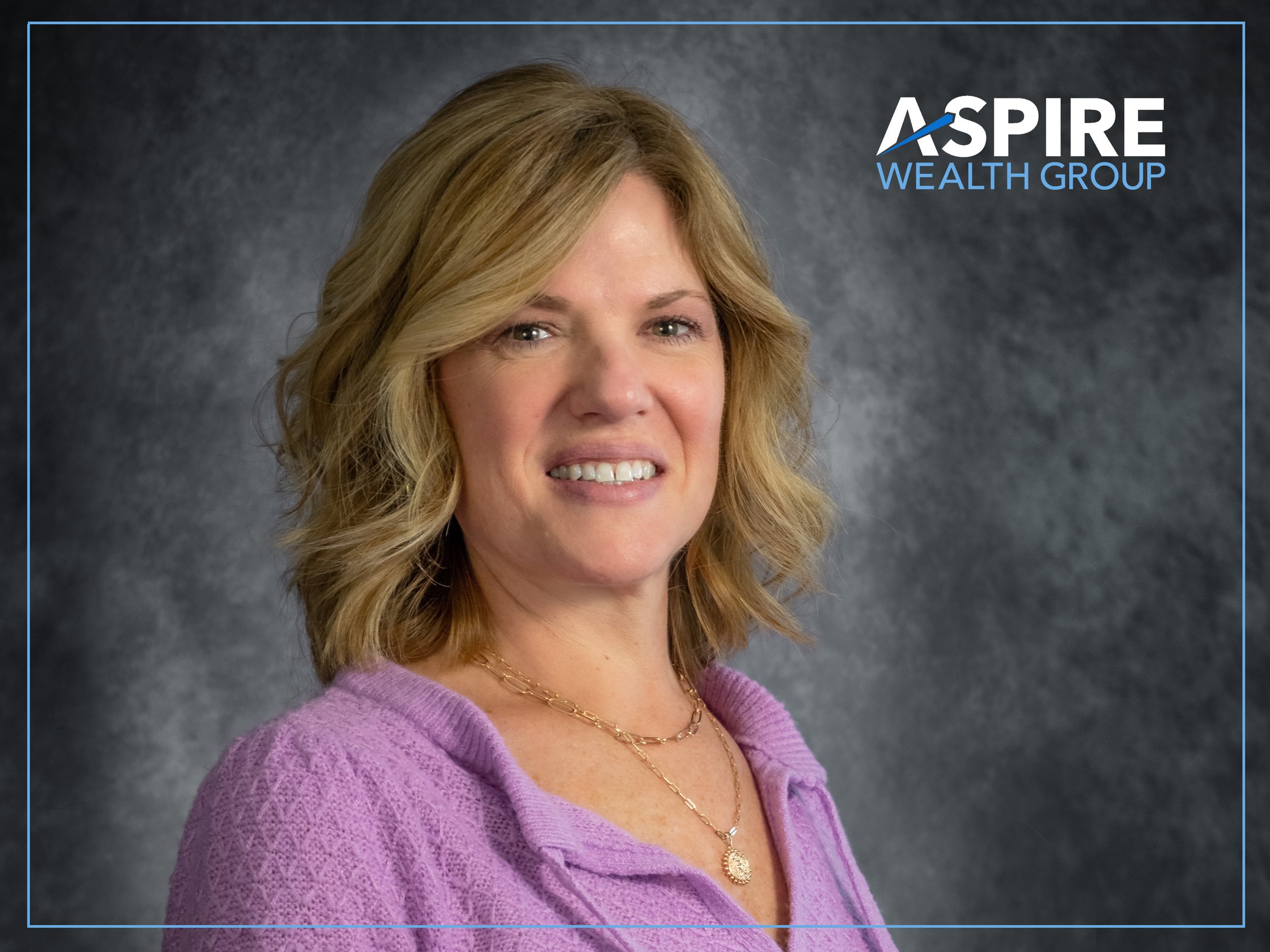 Headshot of Aspire Wealth Group Operations assistant, Renee' Hitchner.